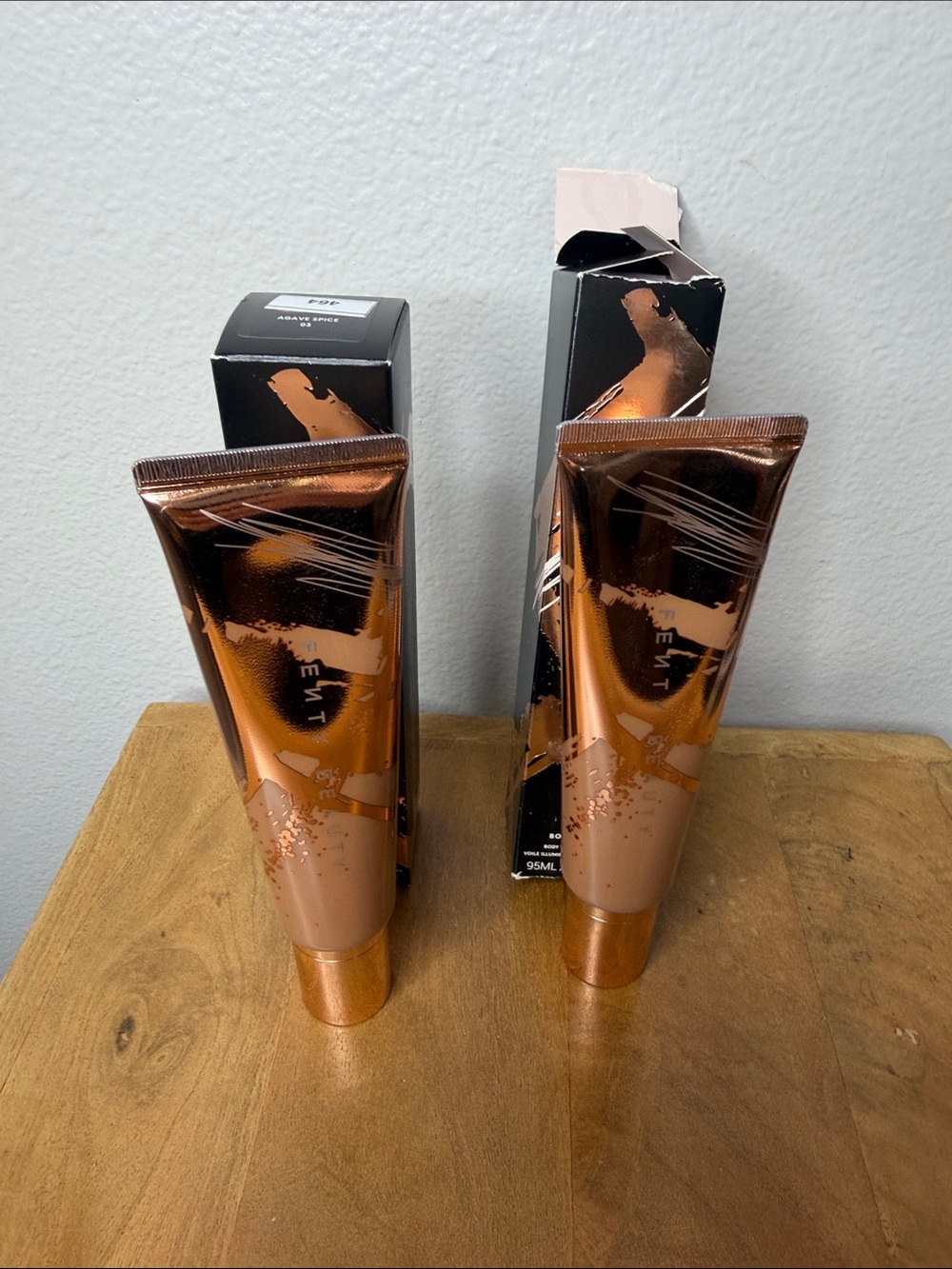 2 Fenty Beauty Shimmering Bronze Body Sauce